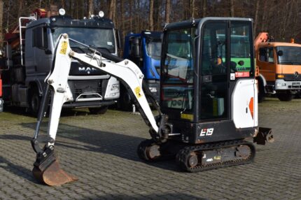 BOBCAT E19