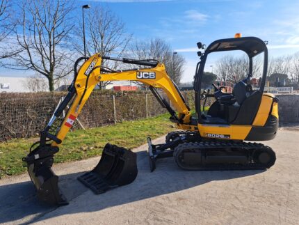 JCB 8026 CTS